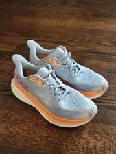 Hoka One One Clifton 9 Running Walking Hiking Shoes Womens Size 8.5 B