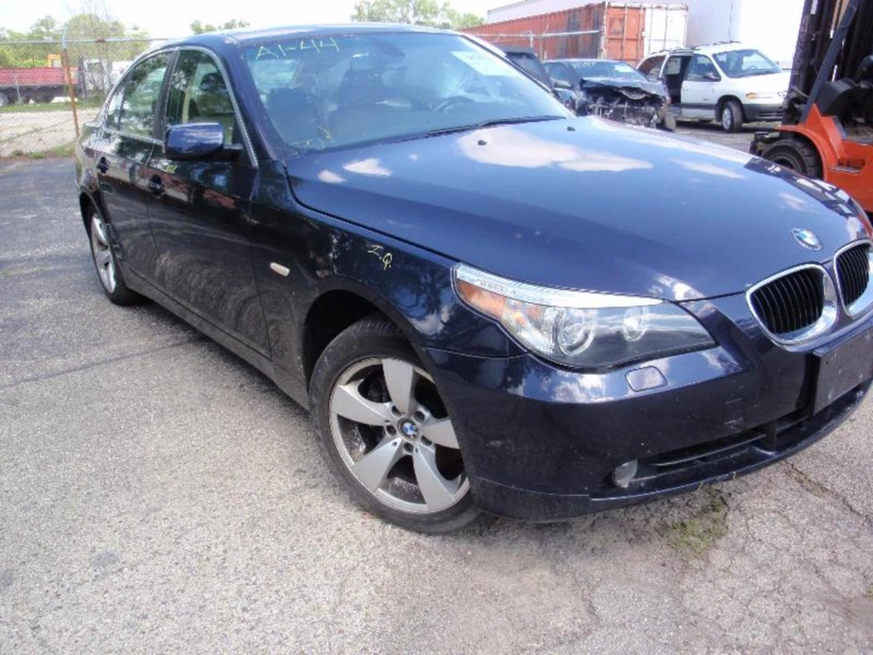 04 05 BMW 530i: husillo delantero derecho y buje con ABS Foto 2 de 2