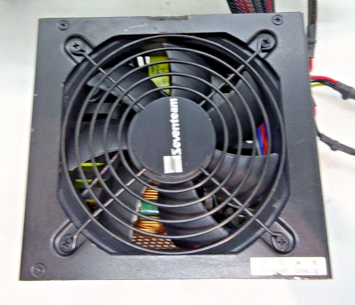 Seventeam ST-P0520PAC Cilense 80 Plus Bronze 520W