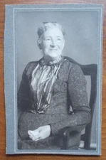 Cabinet Card Portrait JOYOUS GRANNY WITH GLASSES, BUN & TISSUE IN HER HAND