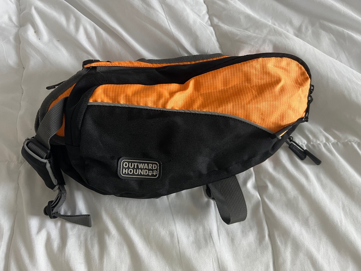 Outward Hound Day/hiking Backpack Orange/black S/m