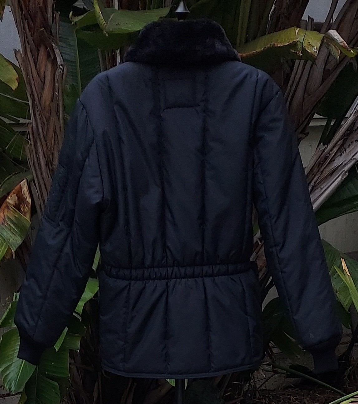 REFRIGIWEAR Men's Black Freezer Jacket Warm Insulated Faux Fir Collar EUC Medium