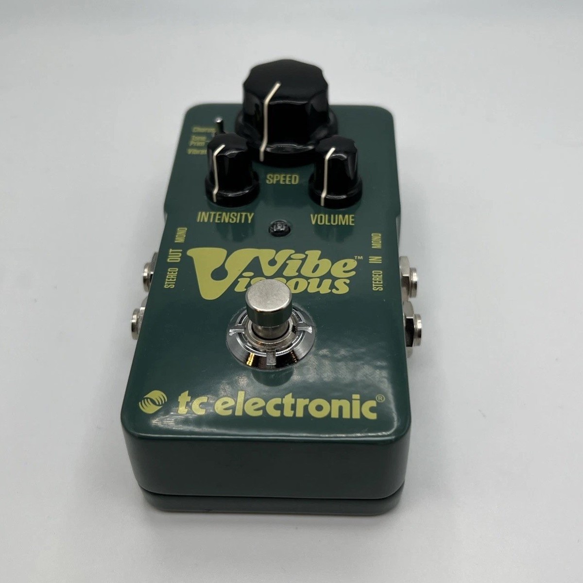 TC Electronics Viscous Vibe Chorus & Vibrato Green Effects Pedal