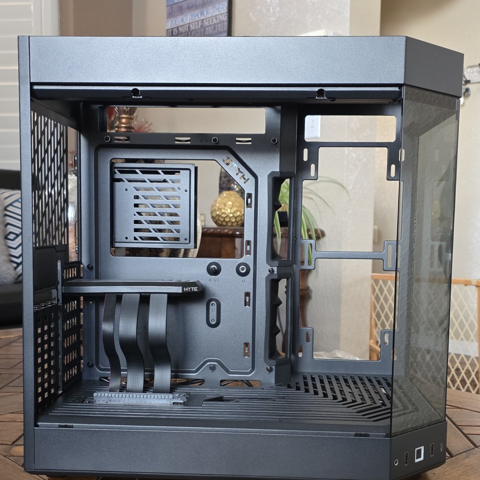 HYTE Y60 Y Series ATX Mid Tower Case Black Tempered Glass Steel USB ...
