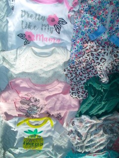 Tons of Adorable Baby Girl Clothes sz 0 3 & 3 6 mo bundle lot