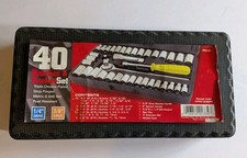 40-piece Socket Tool Set Ratchet Set Metric Sae 14 38 Drive W Case
