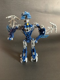 2005 LEGO BIONICLE: Toa Hordika Nokama (8737) With Random Lego Parts