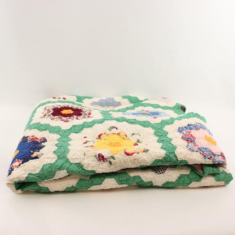 Handmade Multicolor Hexagonal Pattern Quilt Throw Blanket/Bed Spread 65.5" x 87"