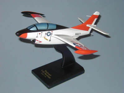 USN North American Rockwell T-2C Buckeye Trainer Desk Top Model 1
