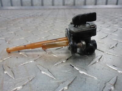 99 Yamaha V Star 650 XVS650 XVS 650 Gas Fuel Petcock Tap Shut off 