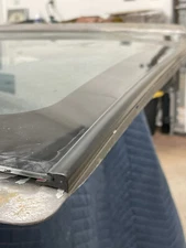 For Honda CRX 1988-1991 Rear Hatch Upper Glass Side Rubber Weatherstripping