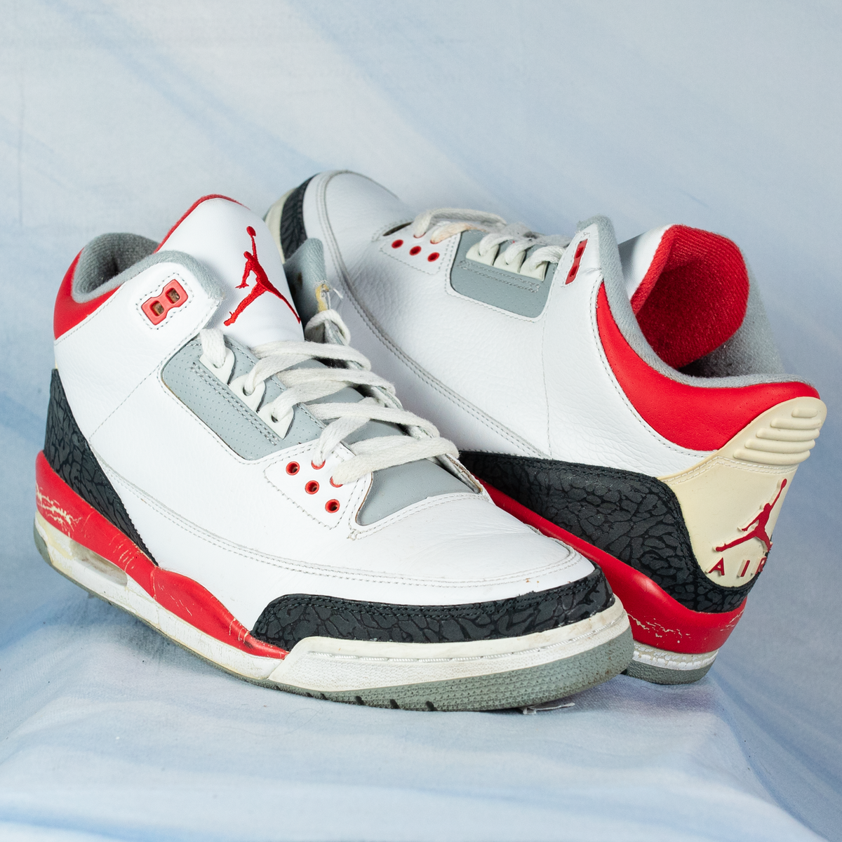 JORDAN 3 RETRO FIRE RED 2007 Mens Sneakers Sz 11 136064-161 JORDAN 3 RETRO FIRE RED 2007 Mens Sneakers Sz 11 136064-161