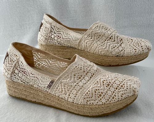 Bobs Skechers 9.5 Memory Foam Ivory 