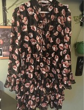 IVIVI Damen Minikleid kurz Blumen schwarz/ros...