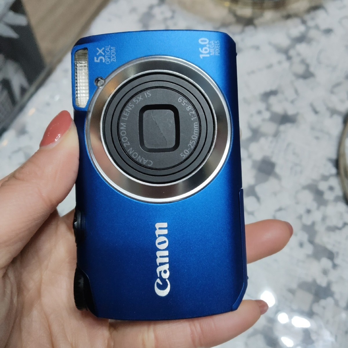 Canon PowerShot A3300 IS Digital Camera 16.0 MP 5x Optical Zoom