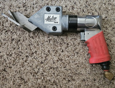 Malco TSS1A ROOFING CUTTER Pneumatic Air Shears Metal Cutter Tool Silver/Red