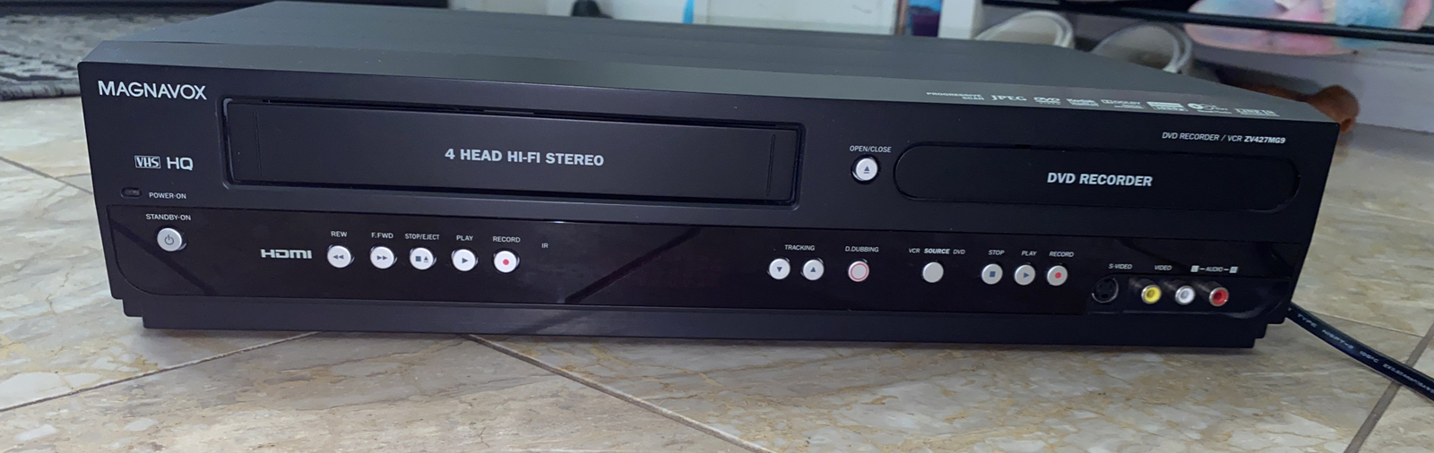 Magnavox ZV427MG9 VCR DVD Combo Recorder HDMI W/ Remote, Manual,(TEST