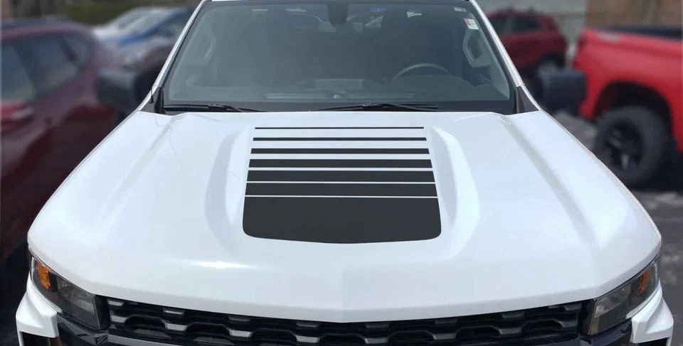 Calcomanía capó Chevy Suburban Tahoe Z71 RST LTZ 2021 2022 2023 Foto 2 de 4