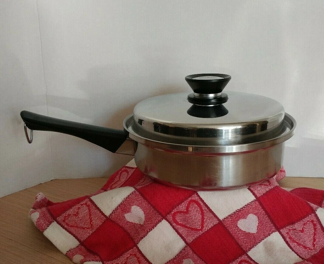 Queen on sale cookware amway