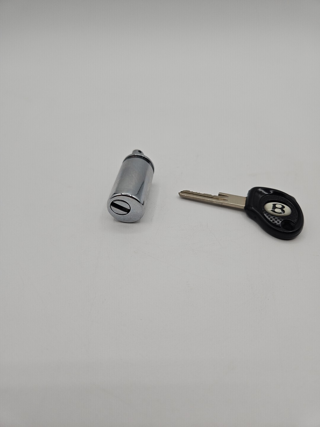 BENTLEY & ROLLS ROYCE PRIVATE BOOT LOCK (UV11389PB)