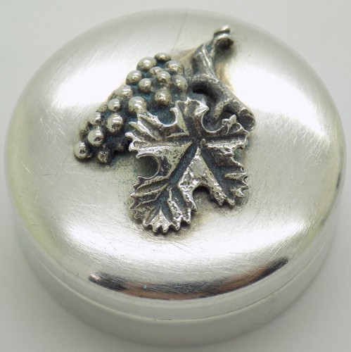 Vintage Italien Fait à la Main Véritable Argent Bouquet De Raisins Pilule Tabac - Photo 3 sur 12