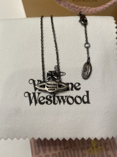Vivienne Westwood mini bas relief Orb Necklace - Picture 3 of 3