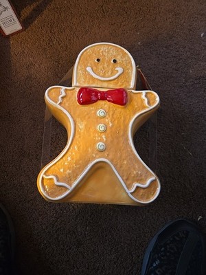 Boutique Ceramic Gingerbread Man Cookie Jar, NEW. W/Packaged Gingerbread Cookies