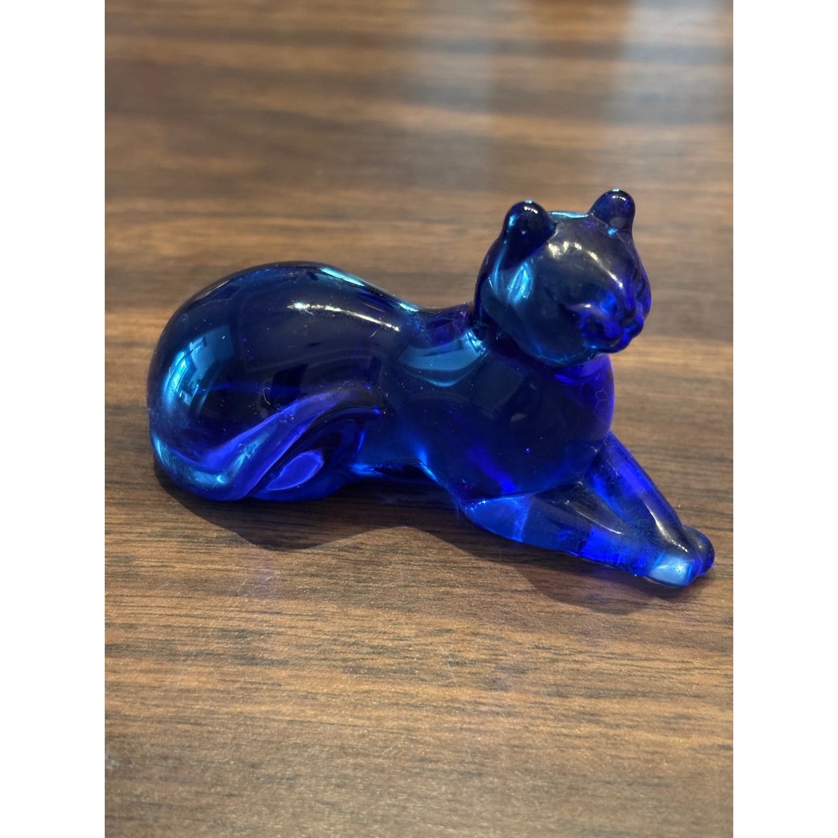 Franklin Mint 1986 Cobalt Blue Glass Cat Figurine Vintage