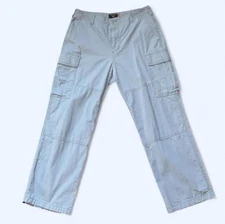 Dockers - Men’s Grey Cargo Pants (Size: 32”).