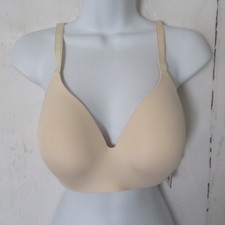 New Knix Bra 6 Cream Wireless Wing Woman Contour Back Closure