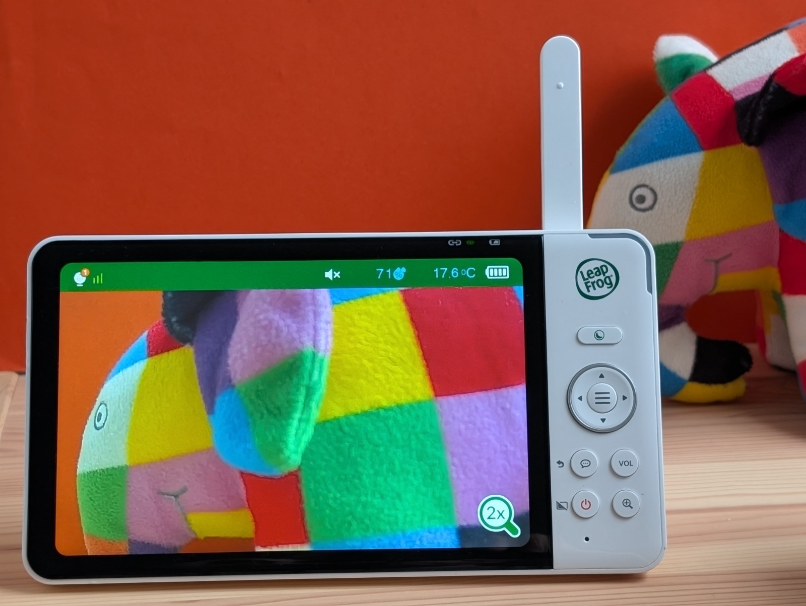 LeapFrog LF920HD Video Baby Monitor parent unit (screen) only - NO CAMERA/CABLE