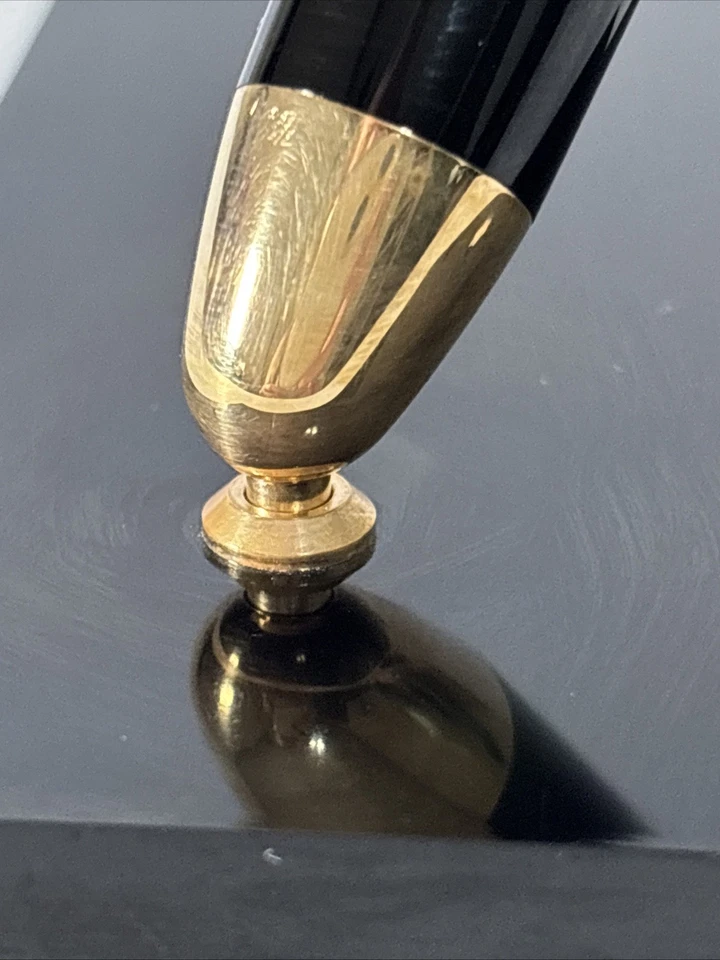 Montblanc Meisterstuck Modelo 149 14K 4810 585 Pluma Estilográfica Negra con Juego de Escritorio Foto 4 de 4