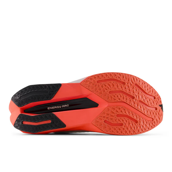 New Balance FuelCell SuperComp Trainer v3 Sea Salt Red Black  display picture 2