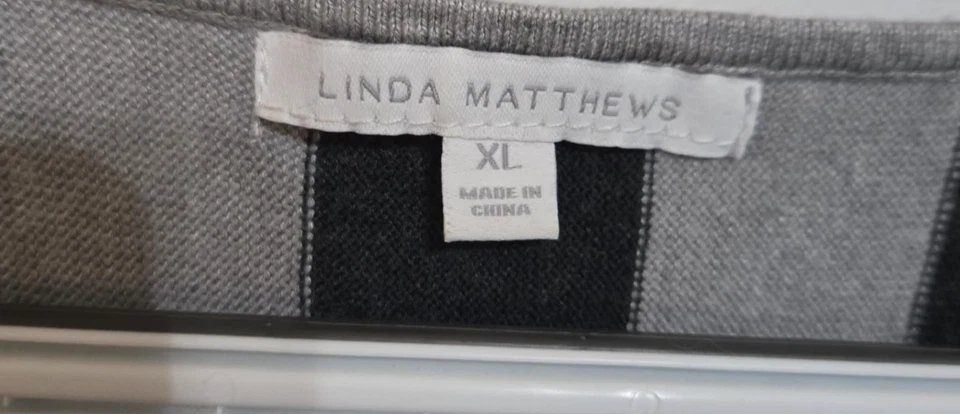 Женская блузка с коротким рукавом Linda Matthews размер XL серая и черная полоса A388 - Изображение 4 из 4