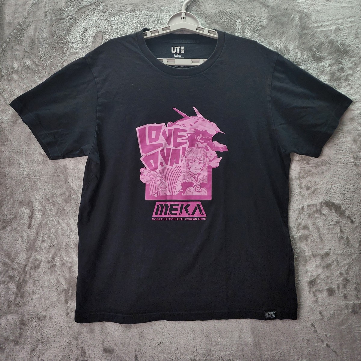 Uniqlo Blizzard Men's XL Black Cotton T-Shirt Overwatch D.Va MEKA