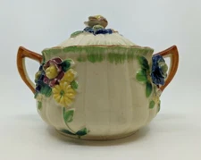 Antique Japan Maruhon Ware Floral Double Handled Lidded Porcelain Bowl