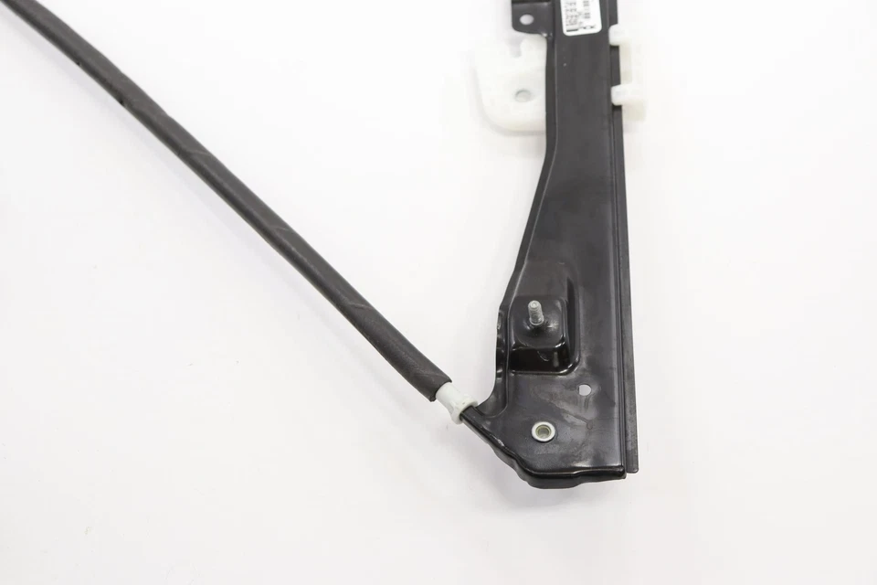 Nissan Titan 2017-2024 regulador de ventana de puerta delantera derecha con motor OEM Foto 4 de 4