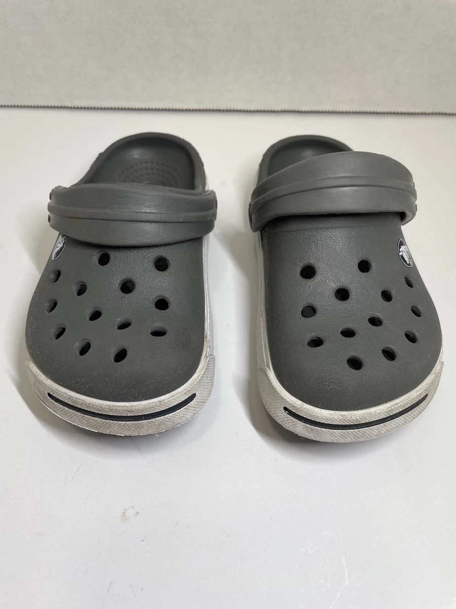 Kids sandals sales size 6