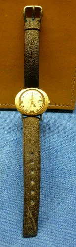 Vintage ladies Timex Electric watch Water Resistant free shipping 4 parts