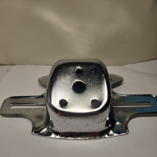 NOS KAWASAKI HI 500 A1 A7 W1 PLATE BRACKET 23036-002 - Picture 6 of 7