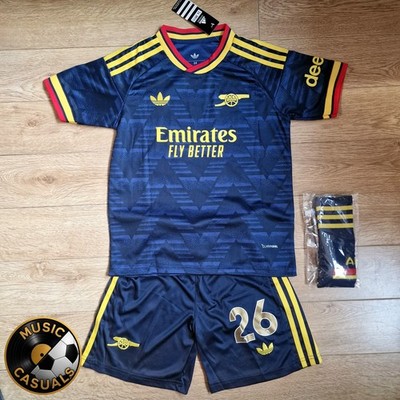 Arsenal Kinder Größe 24 komplettes Set. Jungen 8-10 Jahre