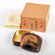 Japanese Kogo Incense Box by Dojo Munehiro Kingfisher Makie Black Persimmon Wood