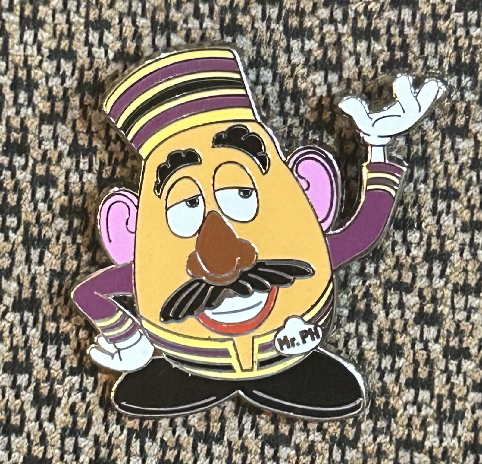 Disney Toy Story Mr Potato Head Tower of Terror Bellhop Cast Costume Mystery Pin