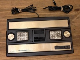 Intellivision Console in EXCELLENT Condition w Huge Game Lot w/ Manuals/Overlays