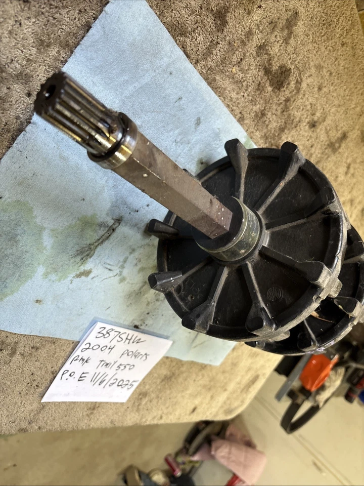 2004 Polaris trail RMK 550 track driver driveshaft 387 - Image 4 of 4