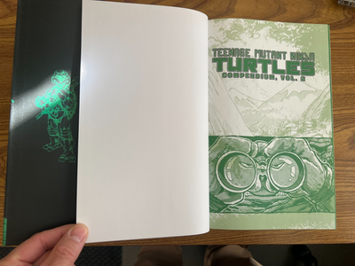VERY GOOD Teenage Mutant Ninja Turtles Compendium, Vol. 2