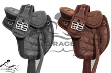 General purpose treeless saddle fully synthetic suede