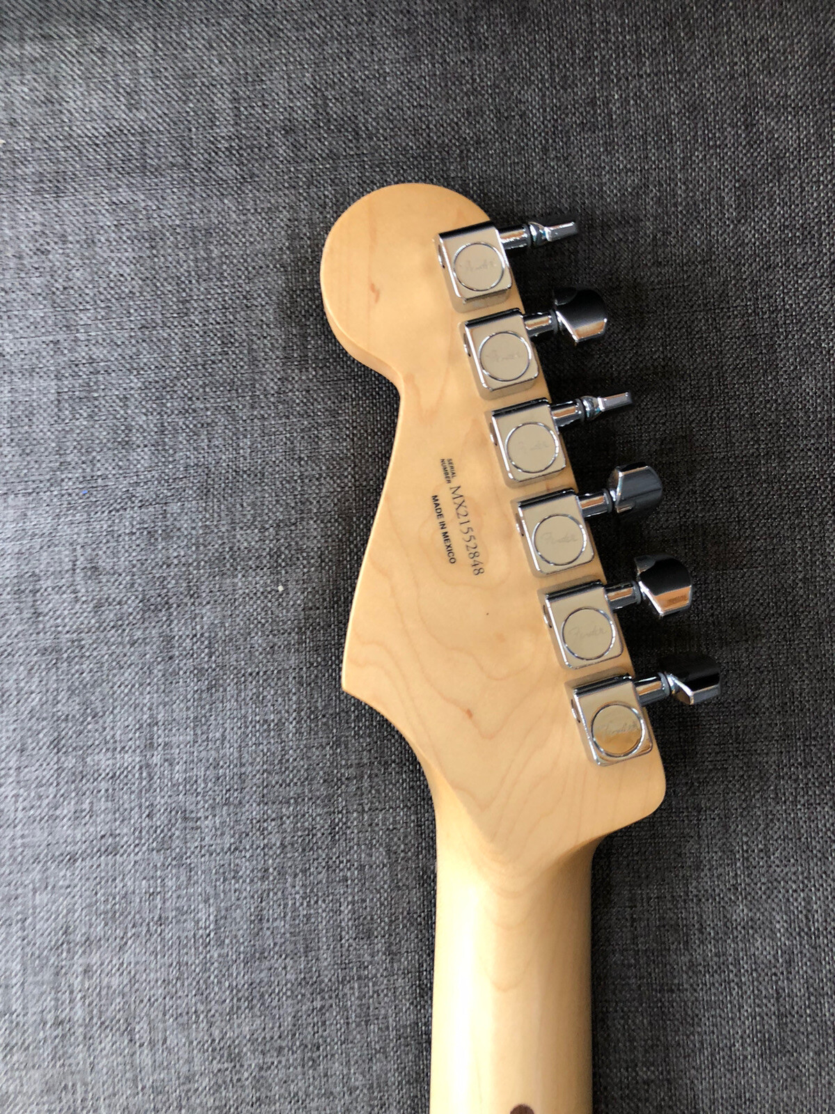 Fender Player Stratocaster HSS FSR Limited Edition Ferrari Yellow