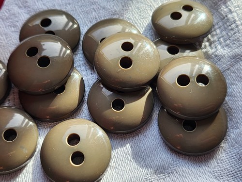 IROX Lot de 20 bouchons cache-trou 10 mm en plastique marron et tête 14 IROX Lot de 20 bouchons cache-trou 10 mm en plastique marron et tête 14