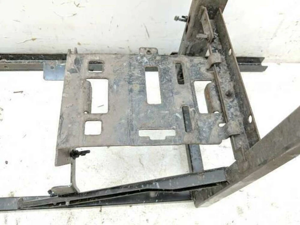 19 Polaris Ranger XP 1000 Seat Mount Frame Bracket - Image 4 of 4